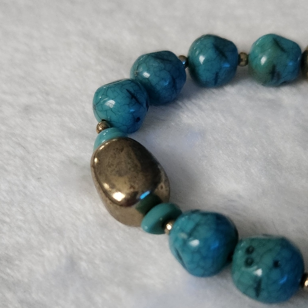 💙Turquoise Beaded Bracelet with Silver & Gold-Tone Accents, Elegant Statement - Picture 3 of 10